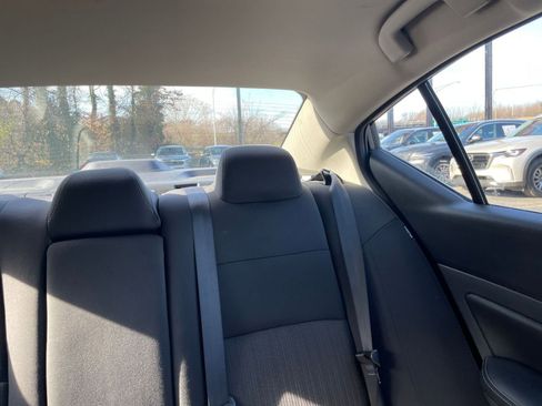 Used 2025 Nissan Altima 2.5 SV image 36