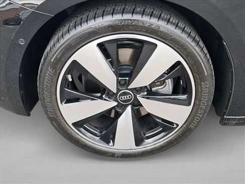Used 2025 Audi A5 2.0T Premium w/ Convenience Package AWD/4WD image 24