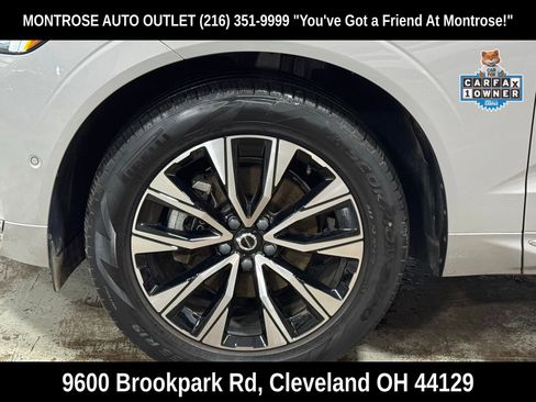 Used 2023 Volvo XC60 B5 Plus image 51