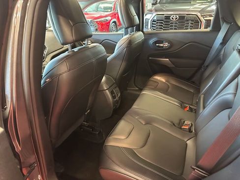 Used 2022 Jeep Cherokee Limited AWD/4WD image 14