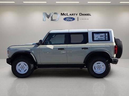 New 2026 Ford Bronco Heritage Edition image 3