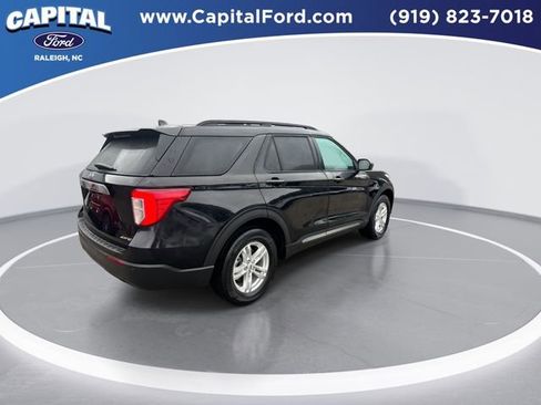 Certified 2022 Ford Explorer XLT image 8