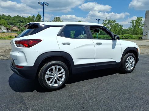 Used 2023 Chevrolet TrailBlazer LS AWD/4WD image 3