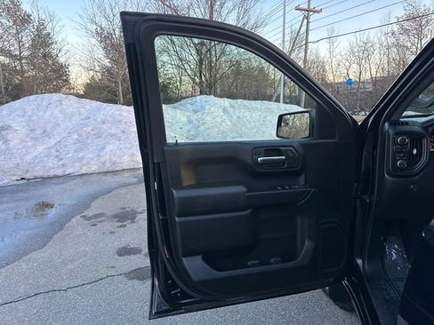 Used 2024 Chevrolet Silverado 1500 Custom image 22