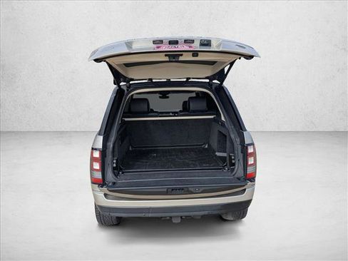 Used 2017 Land Rover Range Rover Long Wheelbase Autobiography image 7