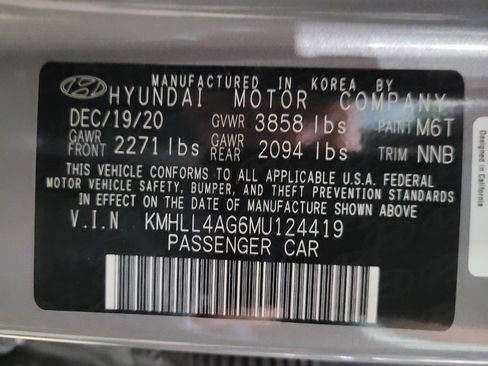 Used 2021 Hyundai Elantra SE FWD image 33