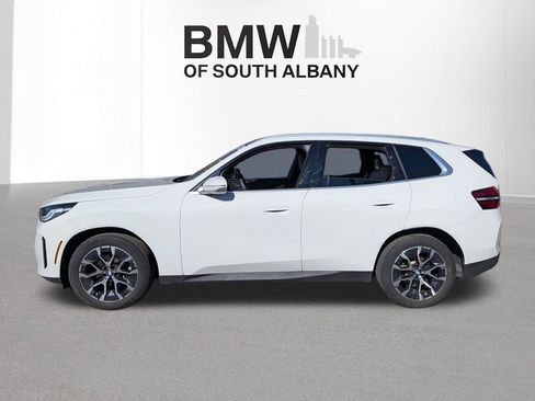 Used 2025 BMW X3 xDrive30 w/ Convenience Package AWD/4WD image 4