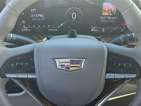 Certified 2024 Cadillac Escalade Sport Platinum w/ Heavy-Duty Trailer Package image 19