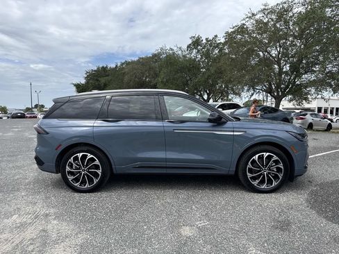 New 2026 Lincoln Nautilus Reserve AWD/4WD image 2