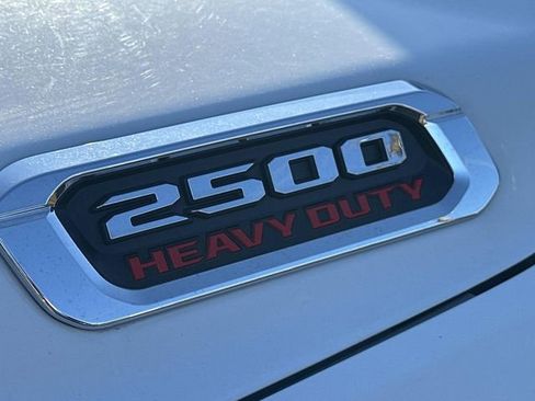 Used 2024 RAM 2500 Big Horn image 17