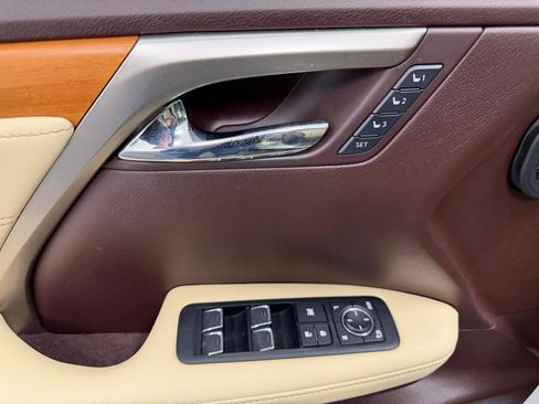 Used 2017 Lexus RX 350 FWD w/ Premium Package image 6