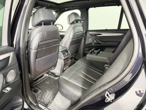 Used 2015 BMW X5 xDrive50i AWD/4WD image 43