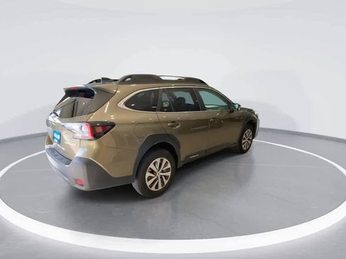 Used 2025 Subaru Outback Premium w/ Popular Package #1A AWD/4WD image 8