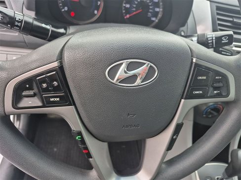 Used 2017 Hyundai Accent Value Edition image 27