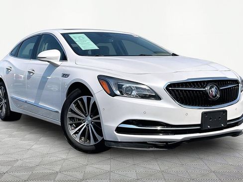 Used 2018 Buick LaCrosse Premium w/ Driver Confidence Package #2 AWD/4WD image 3
