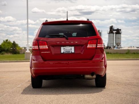 Used 2017 Dodge Journey SE FWD image 6
