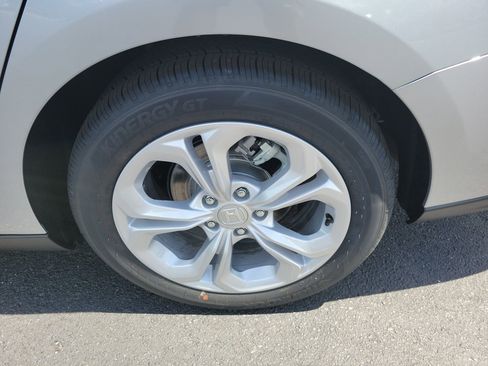 New 2026 Honda Accord LX image 11