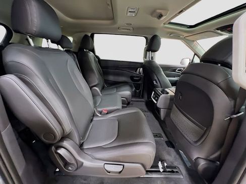 New 2026 Kia Carnival SX Prestige image 30