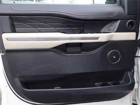 Used 2020 Ford Expedition Max Platinum image 13