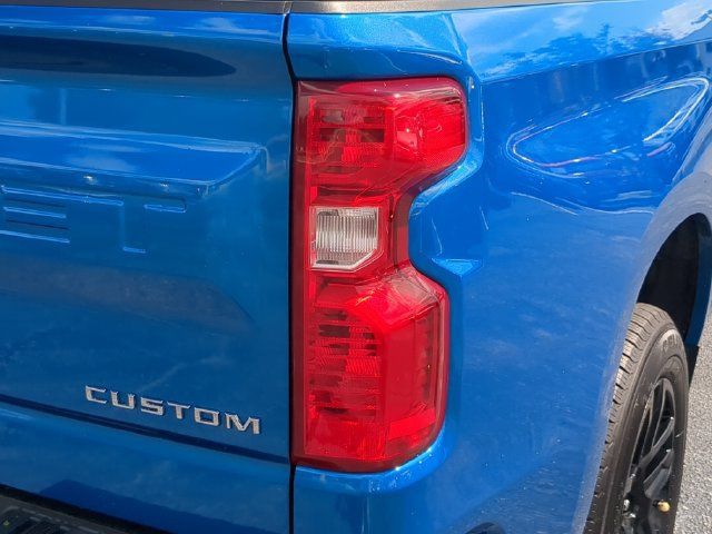 Used 2022 Chevrolet Silverado 1500 Custom RWD image 11