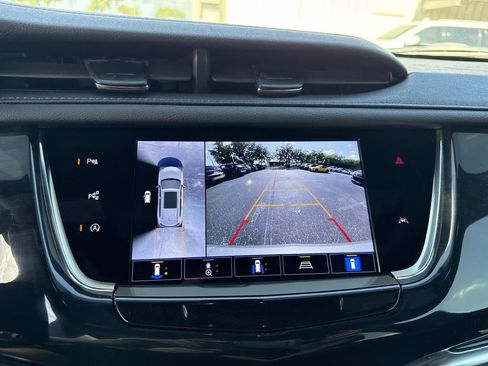 Used 2023 Cadillac XT6 Premium Luxury w/ Technology Package FWD image 25