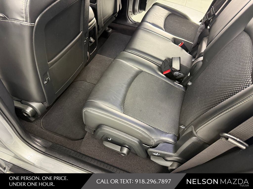 Used 2017 Dodge Journey Crossroad w/ Popular Equipment Group AWD/4WD image 37
