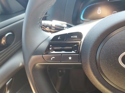 Used 2025 Hyundai Elantra Sport w/ Cargo Package FWD image 19