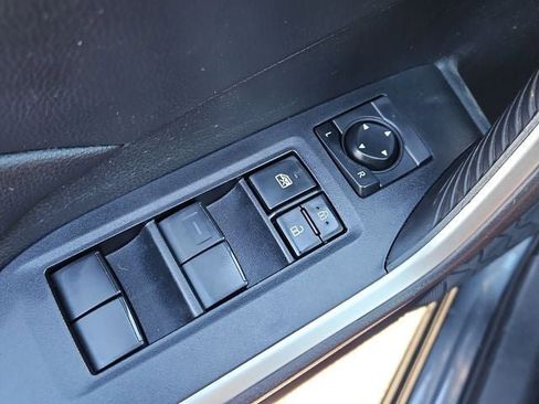 Used 2021 Toyota RAV4 XLE image 30