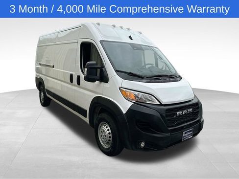 Used 2025 RAM ProMaster 2500 w/ Convenience Group FWD image 1