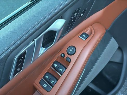 Used 2021 BMW X5 M50i image 25