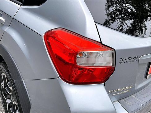 Used 2017 Subaru Crosstrek 2.0i Premium AWD/4WD image 17