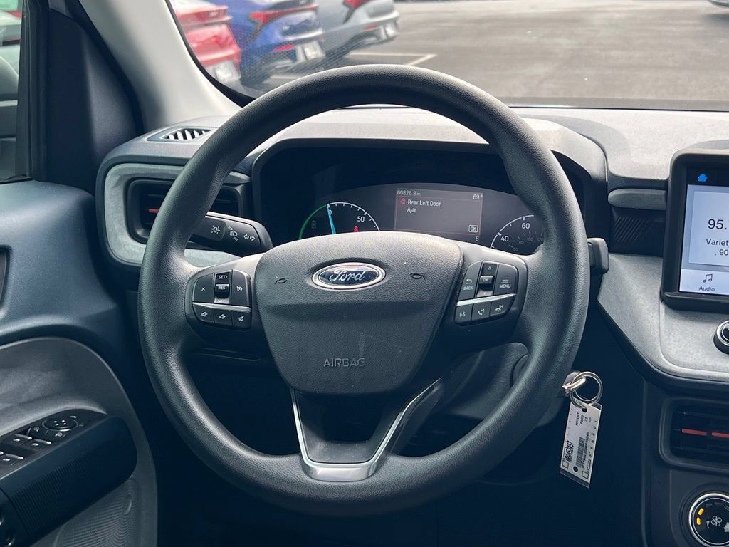 Used 2022 Ford Maverick XLT FWD image 16