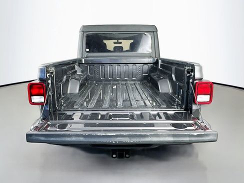 Used 2022 Jeep Gladiator Mojave w/ Cold Weather Group AWD/4WD image 29
