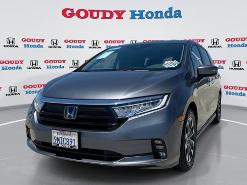 Certified 2024 Honda Odyssey EX-L image 1