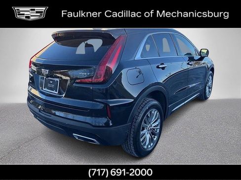 Used 2025 Cadillac XT4 Premium Luxury image 5