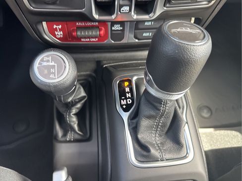 New 2026 Jeep Gladiator Mojave AWD/4WD image 15