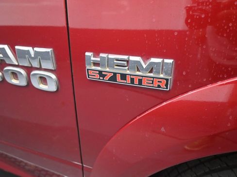 Used 2015 RAM 1500 Laramie w/ Convenience Group image 10