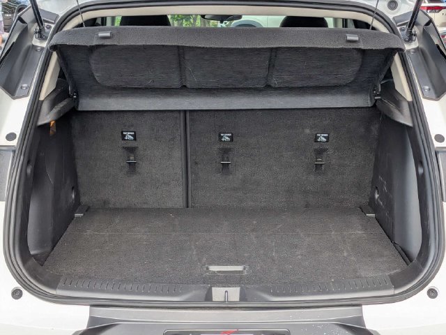 Used 2023 Buick Encore GX Preferred w/ Cold Weather Comfort Package FWD image 12