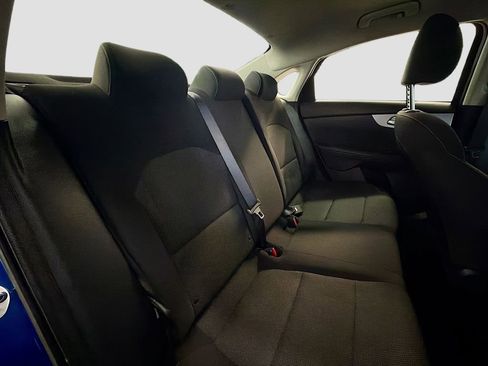 Used 2024 Kia Forte LXS w/ LXS Technology Package FWD image 25