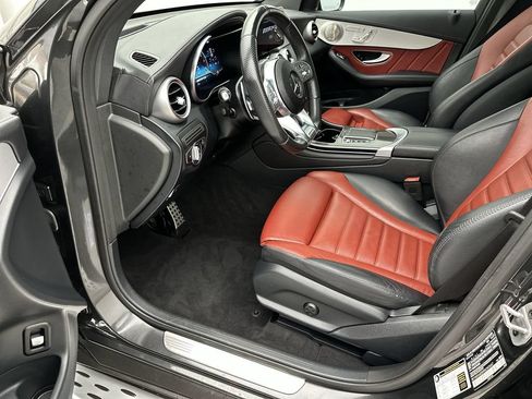 Used 2022 Mercedes-Benz GLC 43 AMG 4MATIC image 11