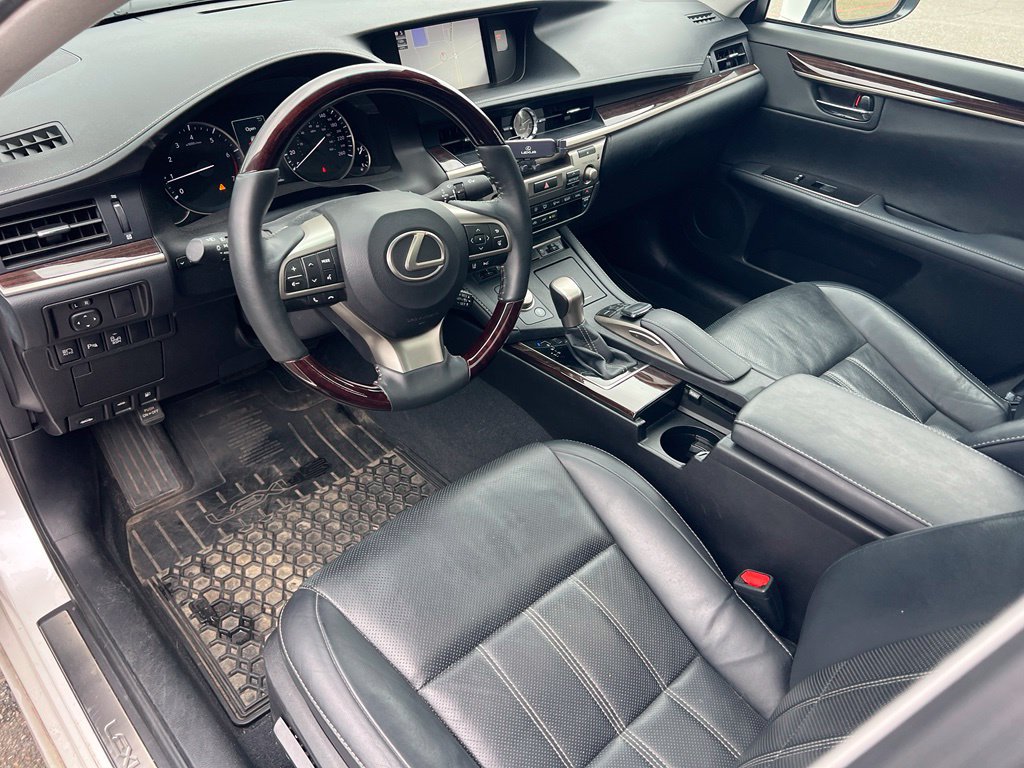 Used 2017 Lexus ES 350 FWD image 17