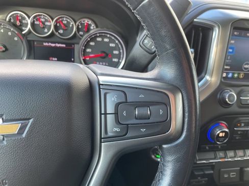 Used 2021 Chevrolet Silverado 1500 LT image 20
