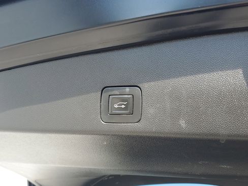 Used 2020 Buick Encore GX Select image 8