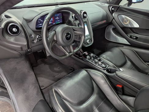 Used 2022 McLaren GT image 7