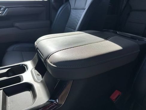 Used 2024 Chevrolet Silverado 1500 ZR2 w/ Technology Package AWD/4WD image 12
