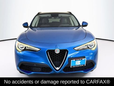 Used 2018 Alfa Romeo Stelvio Sport w/ Quick Order Package 22J Sport AWD/4WD image 2