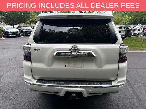 Used 2018 Toyota 4Runner Limited AWD/4WD image 17