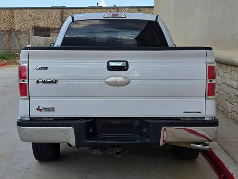 Used 2011 Ford F150 XLT w/ XLT Chrome Pkg image 4