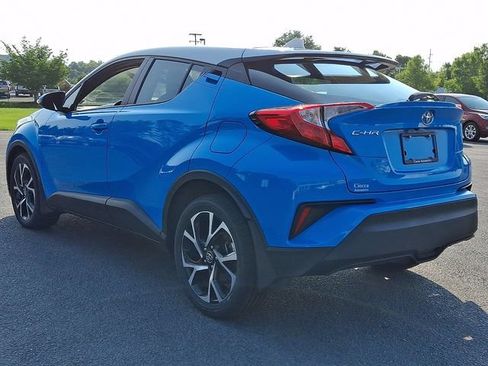 Used 2019 Toyota C-HR XLE FWD image 7