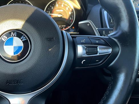 Used 2016 BMW M235i Coupe image 20